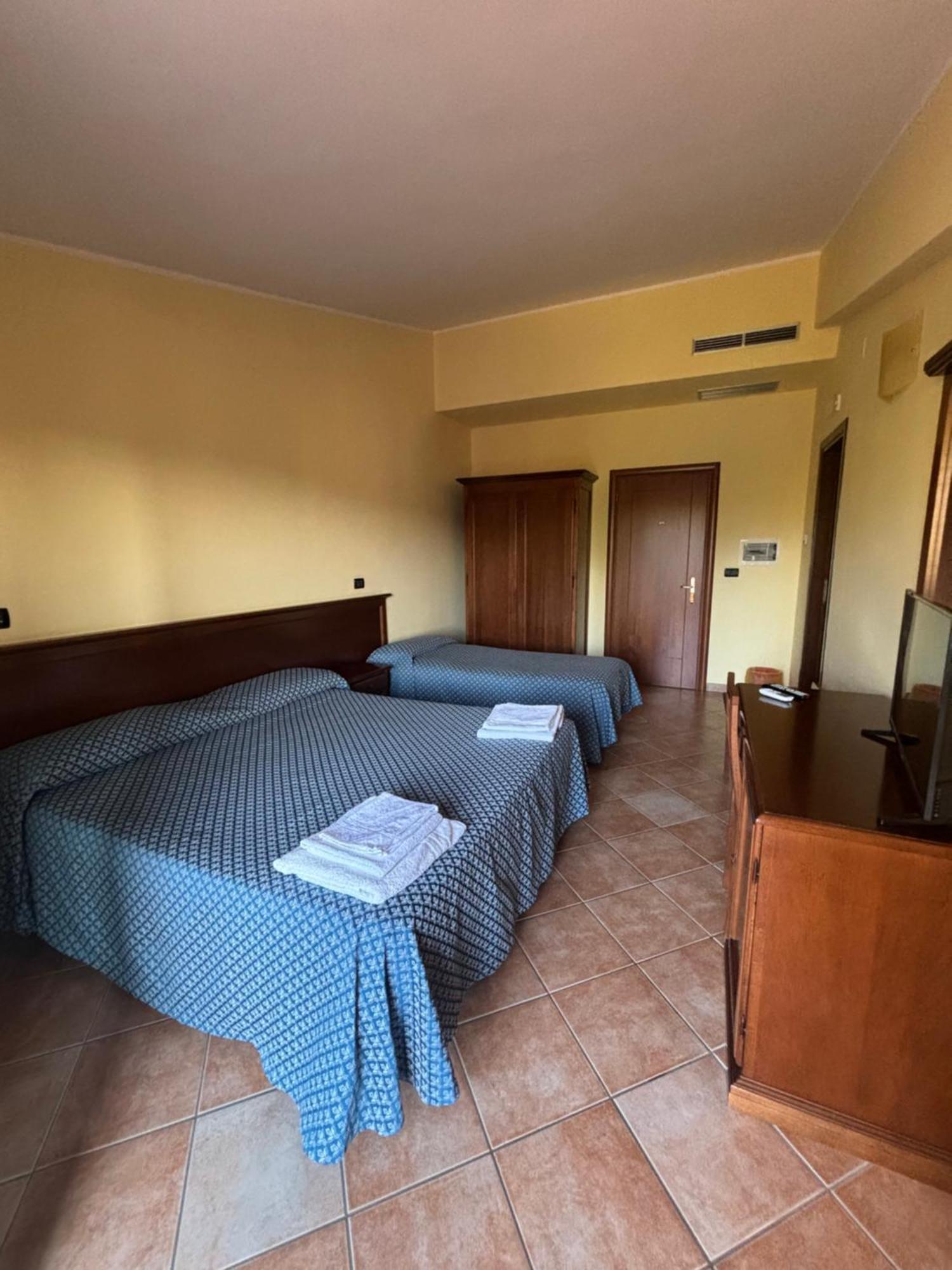 Orsomarso La Nuova Locanda מראה חיצוני תמונה